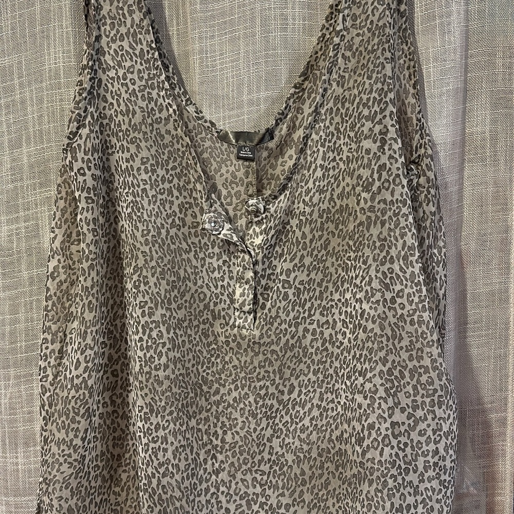 Leopard Print Sleeveless Top